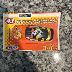 2001 Petty #43 Honey Nut Cheerios NASCAR Diecast Car- Sealed